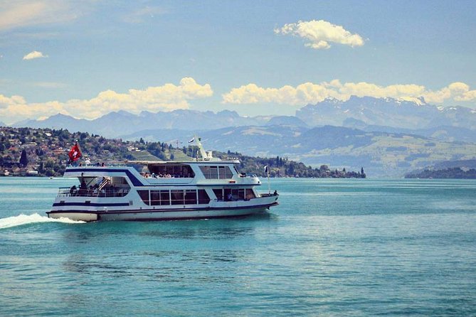 3 in 1: Zurich Walking Tour - Cruise on the Lake - Cable Car Ride to Felsenegg - Old Town sights from Bahnhofstrasse to Grossmünster
