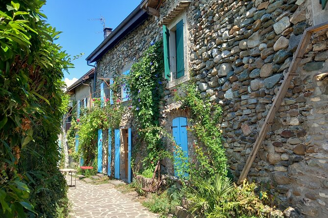 4 Hour Private Tour of the Medieval Town of Yvoire near Geneva - What the $934 price really buys you