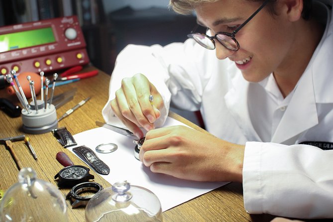 À Maurice Watch Workshop in Zurich - Who will enjoy this workshop most