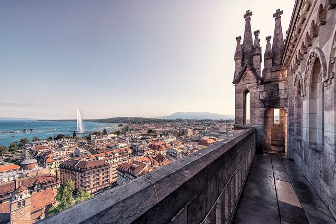 A Self-Guided Audio Tour of Geneva’s Old Town - Tavel House and Geneva’s oldest home