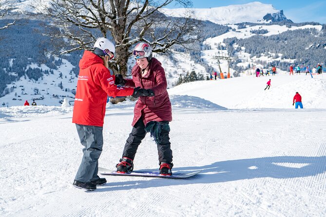 Afternoon Beginner Package Snowboard - Meeting in Interlaken and heading to Grindelwald
