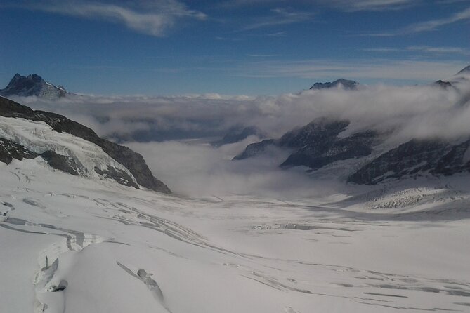 Alpine Majesty:From Zürich to Jungfraujoch Exclusive Private Tour - Lauterbrunnen and Staubbach waterfall