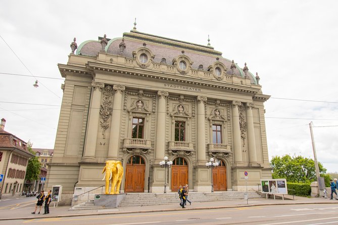 Architectural Bern: Private Tour with a Local Expert - Bahnhofplatz, where old Bern meets modern travel