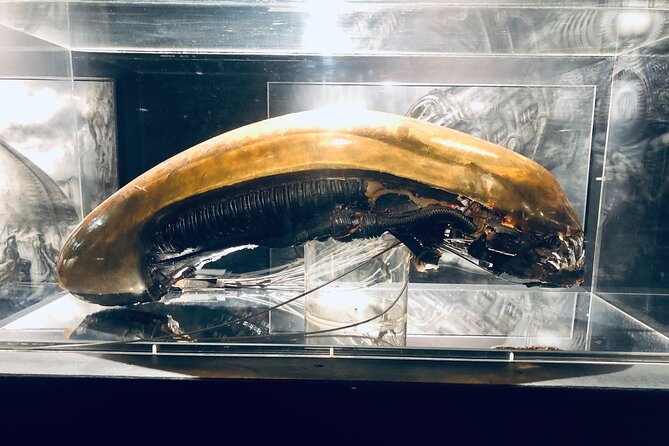 Art, Castle & Aliens: Gruyères Full-Day Tour to HR Giger Museum - Cailler chocolate: a sweet final stop