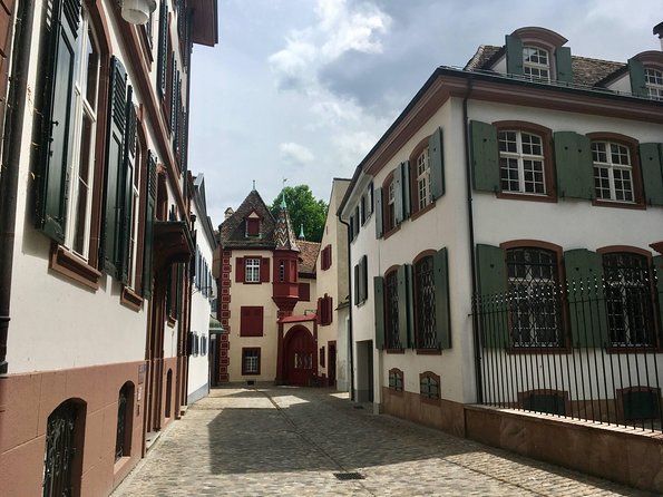 Basel Through the Ages: A Journey into History - Augustiner Brunnen and the value of small details