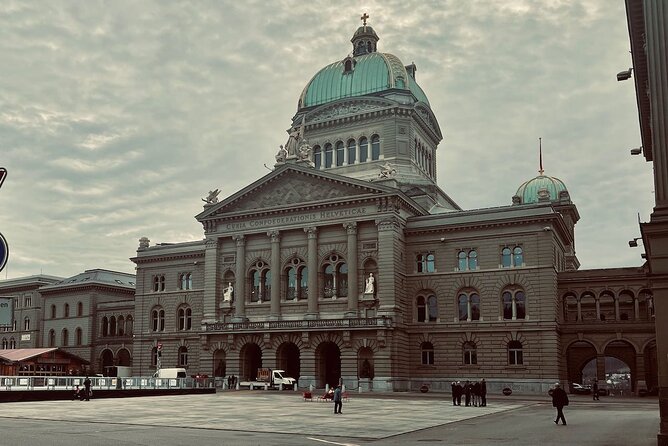 Beautiful Bern's Legends: A Self-Guided Audio Tour - Bundesplatz and Switzerland’s unusual political system