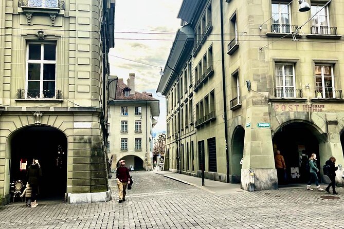 Beautiful Bern's Legends: A Self-Guided Audio Tour - Kindlifresserbrunnen and Bern’s strange public art