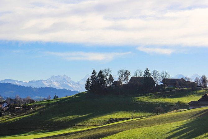 Bern and Emmental in a Day from Luzern - The River Aare Option in Summer