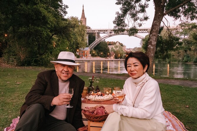 Bern Private Photoshoot with Optional Picnic by the River - Timing, walking, and the route’s practical shape