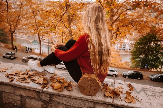 Bern Private Photoshoot with Optional Picnic by the River - Private group value at $211.04 per person