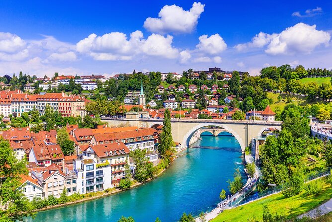 Bern : Private Walking Tour with a Local Guide (Private tour) - The old town sights that can anchor the walk