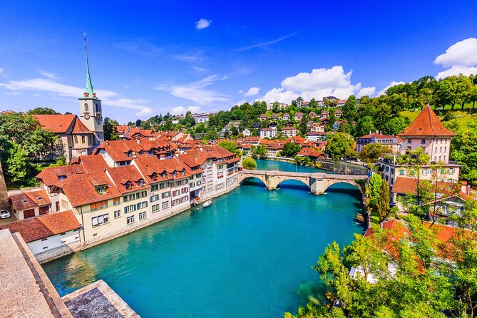 Bern Scavenger Hunt and Highlights Self Guided Audio Tour - Starting at Heiliggeistkirche with the World City Trail app