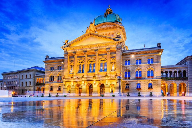 Bern Scavenger Hunt and Highlights Self Guided Audio Tour - Bern’s Old City and the Zytglogge