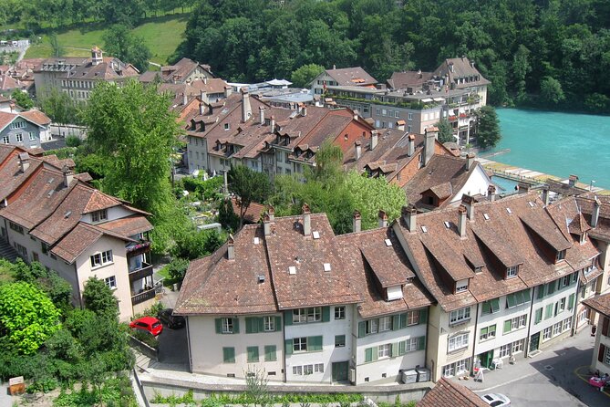 Bern Scavenger Hunt and Highlights Self Guided Audio Tour - Nydegg Church and the edge of the old town