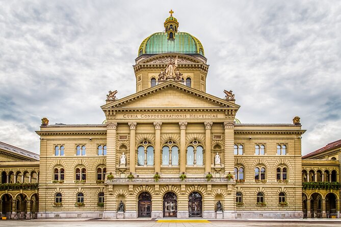 Bern Scavenger Hunt and Highlights Self Guided Audio Tour - The Einstein Museum area and Bern’s intellectual side