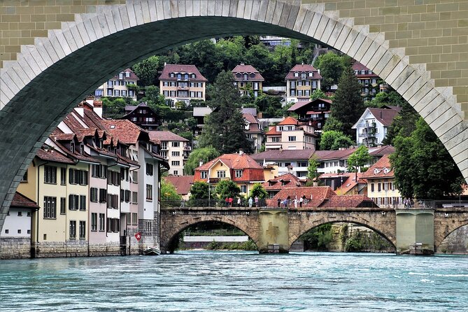 Bern Walking Tour: Explore Top Sights & Hidden Gems - What the guides add to the walk