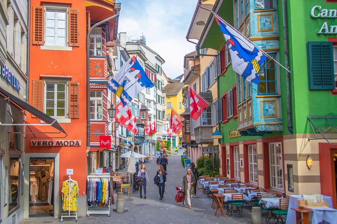 Best Intro to Zurich in 2 hours with a Local - Old-town lanes, shutters, and flags