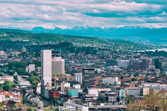 Best of Zürich & Surroundings: Walking Tour, Cable Car and Ferry - From the financial district to the University quarter