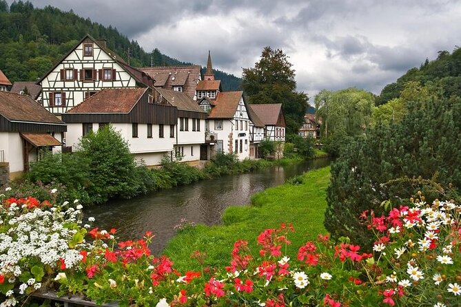 Black Forest and Rhine Falls Day Trip from Zurich - Making the most of your two hours beside Lake Titisee
