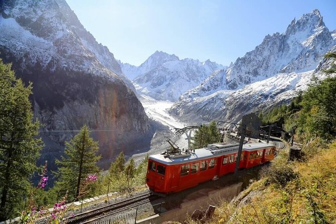 Chamonix Mont-Blanc Full Day Guided Tour - A packed timetable from Geneva to France