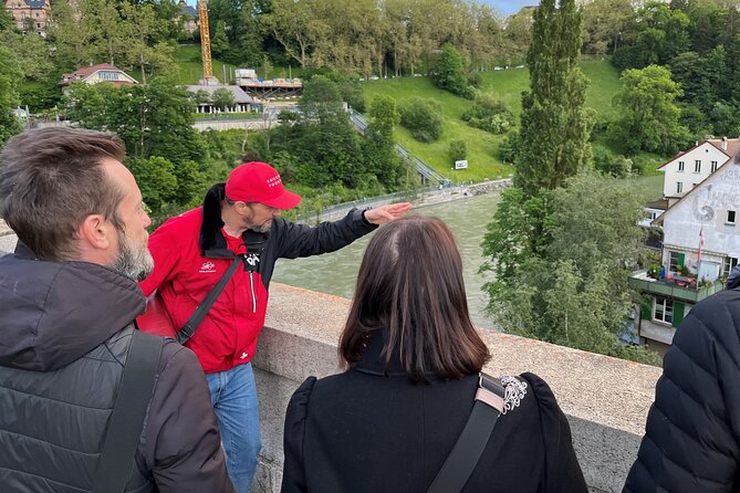 Chocolate tour in Bern with chocolate tasting - Bern’s version of the melting chocolate story