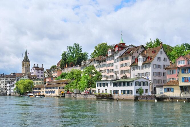 Christmas Walking Tour in Zürich: Exploring Holiday Charm - Key points to know before you book