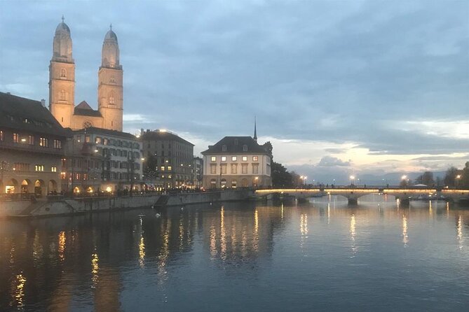 City tour Zurich with the city whispers from CHF 21.00 - Wasserkirche and the city saints
