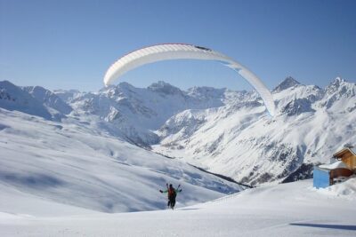 Davos Absolutely Free Flying Paragliding Tandem Flight 1’000 Meters High