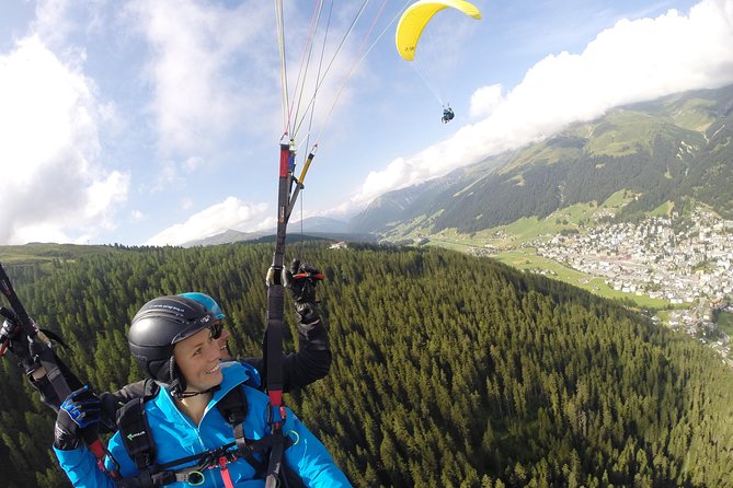 Davos Paragliding Private Tandem Pilot Half Day - One long flight or two shorter flights