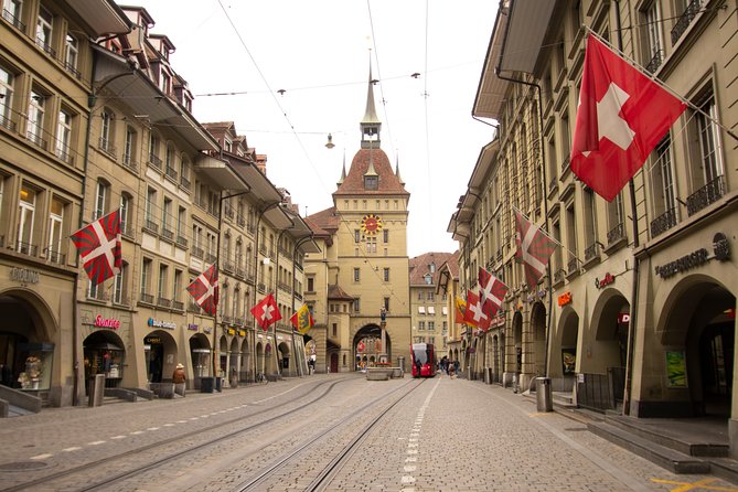 Discover Bern’s most Photogenic Spots with a Local - Key points at a glance