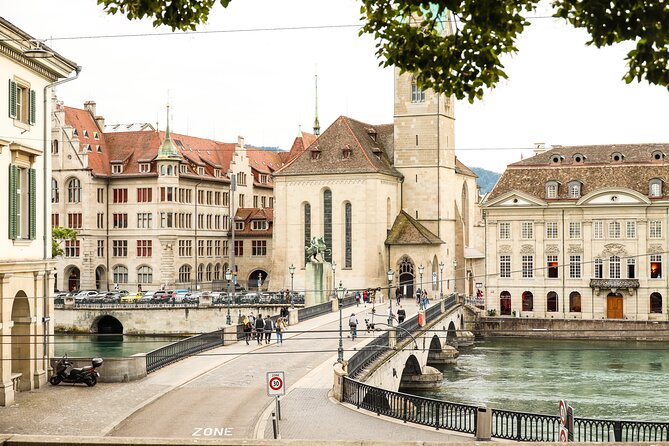 Einstein in Zurich: Walk in Time Exploration Game and Tour - The unnamed stops are part of the challenge