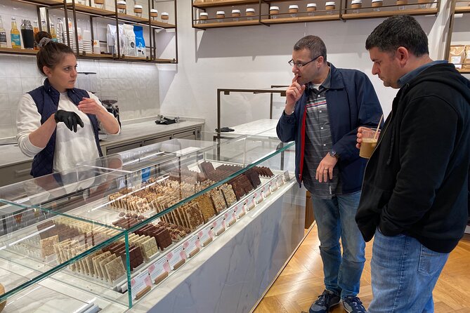 Ethical Chocolate Tour - Tasting handmade chocolate in several styles