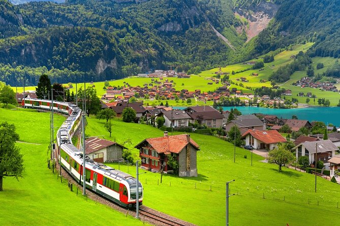 Exclusive Panoramic Train Journey though the Heart of Swiss - The panoramic train from Lucerne to Interlaken