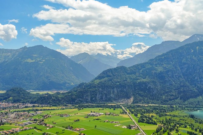 Explore Interlaken in 60 minutes with a Local - Hüsi Bierhaus and a taste of local social life