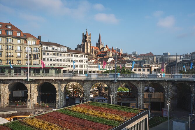 Explore Lausanne in 60 minutes with a Local - Key points to know before booking