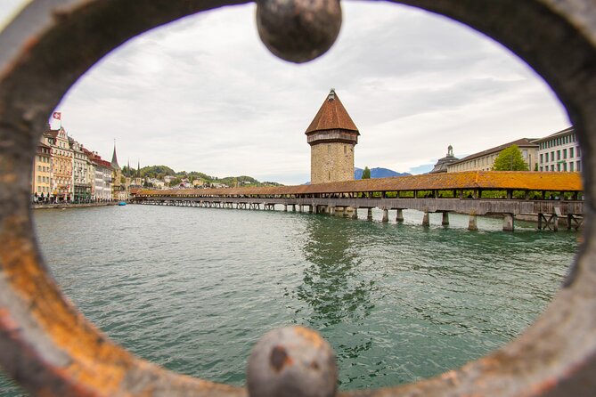Explore Lucerne in 60 minutes with a Local - Hofkirche St. Leodegar and the tour’s quiet finish
