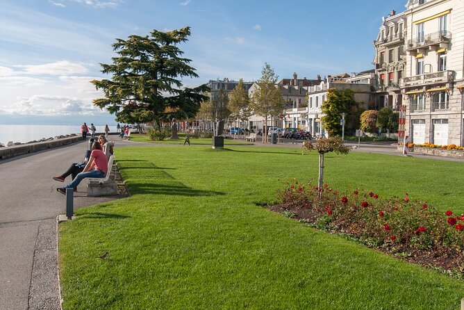 Exploring Vevey: A Journey into Swiss Heritage - Walking through Vevey Vieille Ville