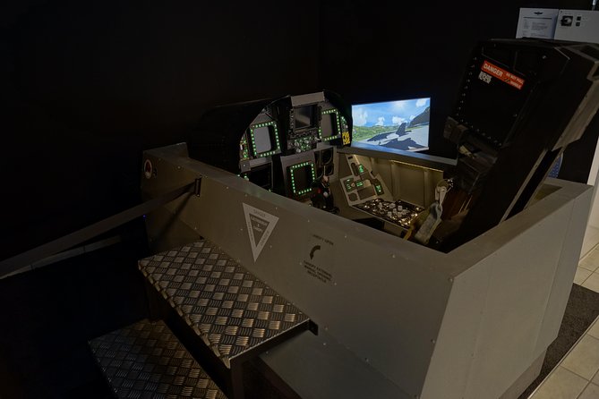 F / A-18 fighter jet flight simulator in Zurich - Key points before you book