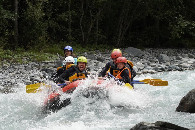 Family Rafting Experience in Engadin - Getting Ready for the River