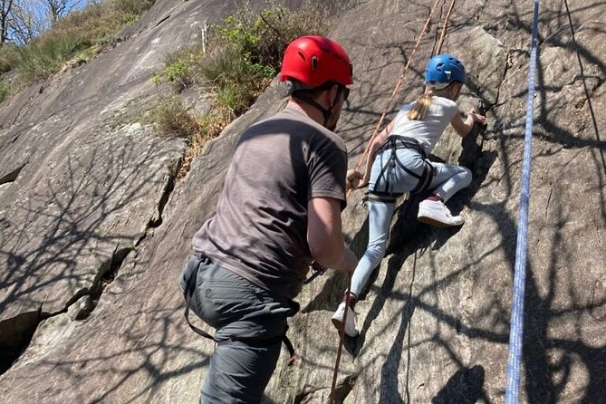 Family rock climbing near Locarno - Who should choose this climbing experience