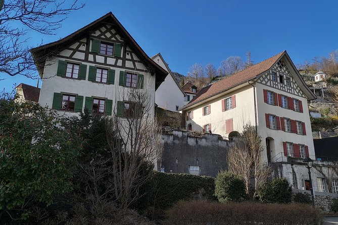 From Zurich: Breathtaking waterfall and lakes private tour - A mountain lake above Glarus