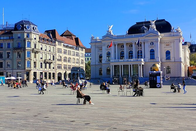 Full-Day Private Zurich Sightseeing Tour and Chocolate Tasting - Swiss picnic by Lake Zurich
