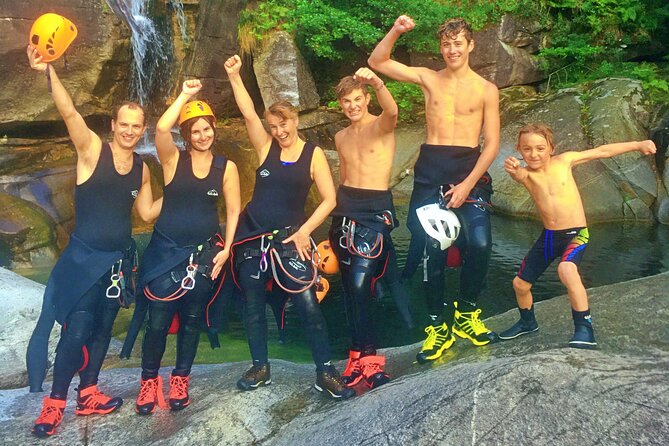 Fun and Adventure - Best beginner canyoning near Bellinzona - Starting at the Boggera canyon base