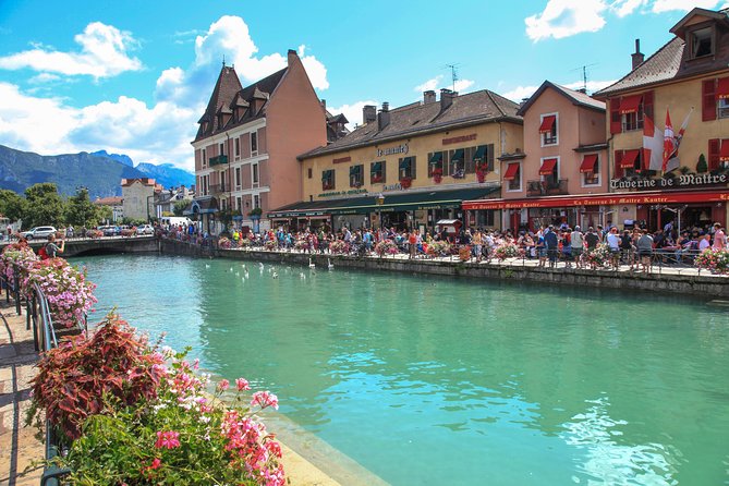 Geneva and Annecy Tour With Optional Lake Geneva Cruise - Annecy: canals, stone bridges, and Alpine views