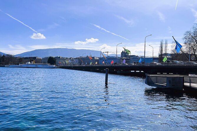 GENEVA EXCLUSIVE Complete Tour (PICK-UP), UN area & Old City - The Broken Chair and the meaning behind it