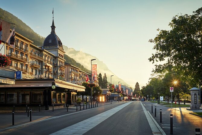 Grindelwald, Interlaken and Lauterbrunnen Day Trip from Lucerne - What the guide adds, and what the guide does not do