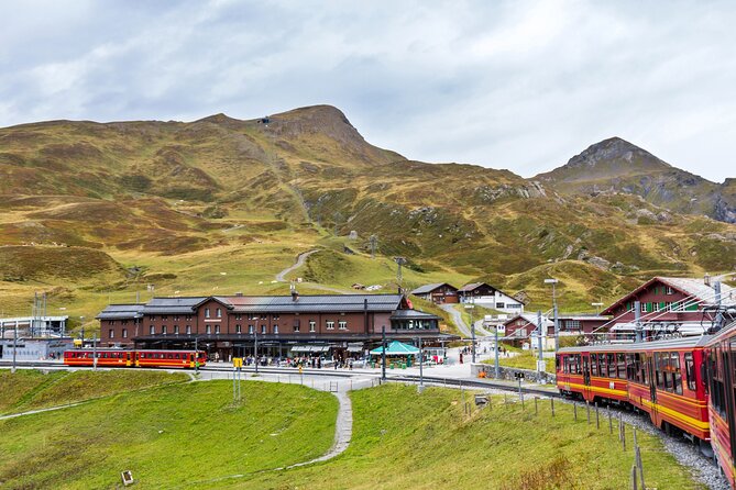Grindelwald -Kleine Scheidegg-Lauterbrunnen Small Group Day Trip - Two free hours beneath the Eiger and Lauberhorn
