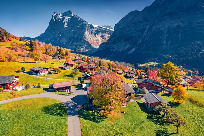 Grindelwald -Kleine Scheidegg-Lauterbrunnen Small Group Day Trip - What the guide adds to a day of public transport