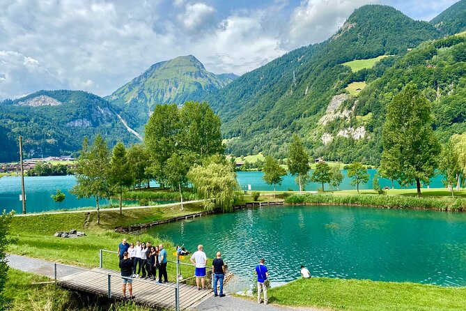 Grindelwald, Lauterbrunnen & Mürren Private Day Trip from Zurich - Walking through Mürren and onward to Gimmelwald