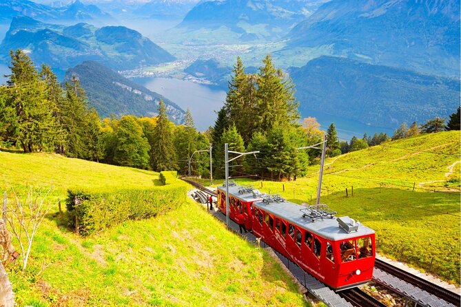 Guided Daytrip to Mount Pilatus and Lucerne from Zurich - Four hours around Lucerne’s lake and Old Town